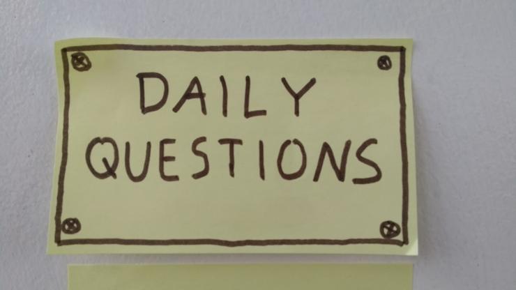 Daily Questions: Fragen für Daily Scrum und Standup Meetings